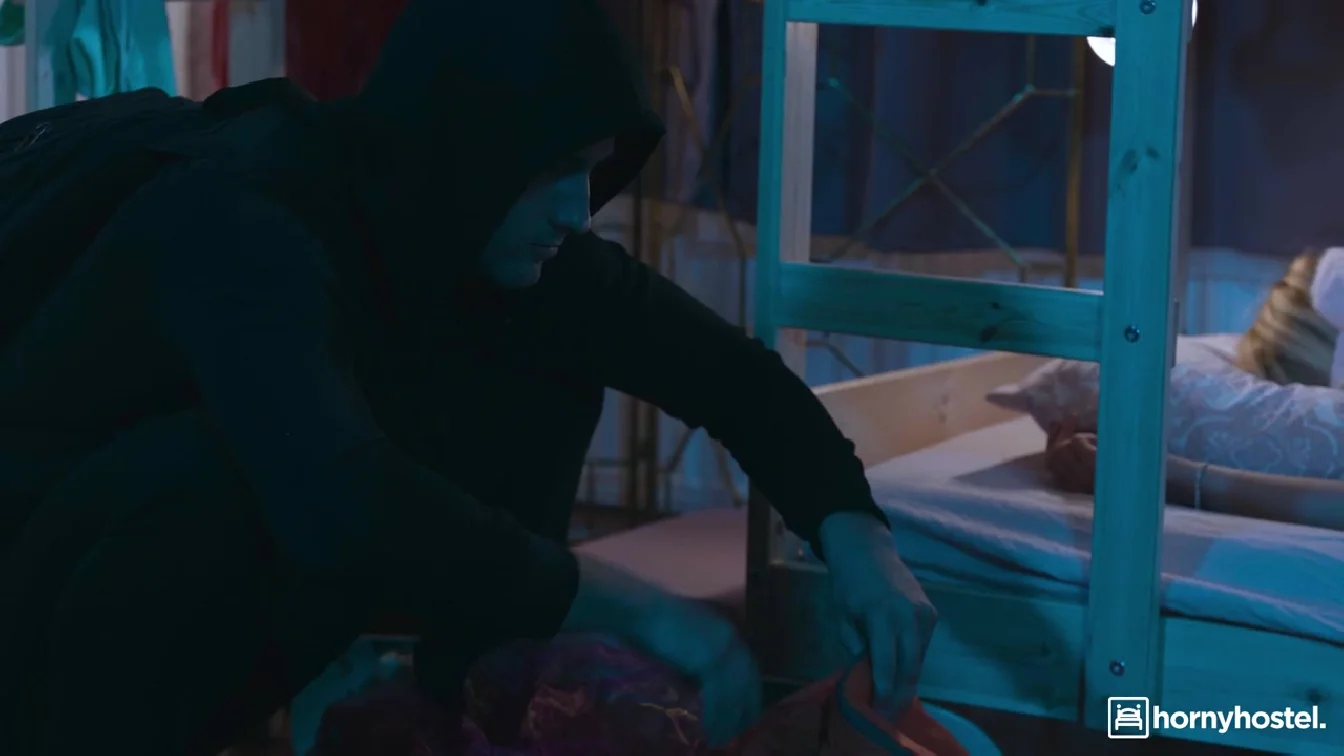 HornyHostel Marilyn Crystal And Ivy Maddox XXX